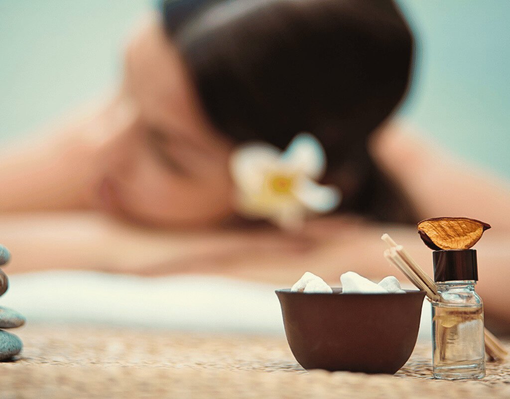 Why Aromatherapy Massage is More Than Just a Pleasant Scent